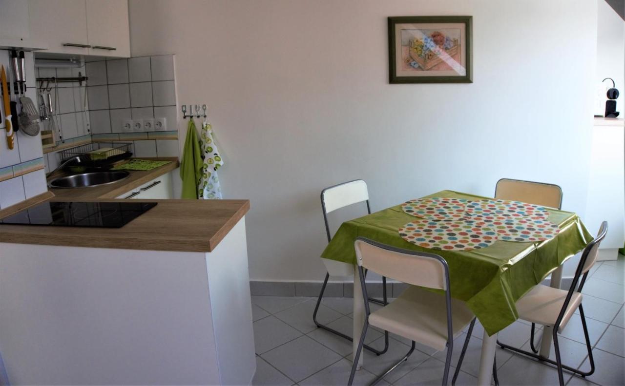 Nefelejcs Apartmanhaz Gyenesdiás Extérieur photo