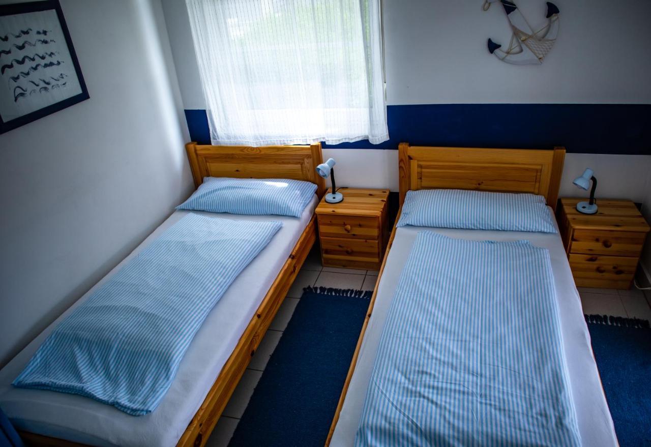 Nefelejcs Apartmanhaz Gyenesdiás Extérieur photo