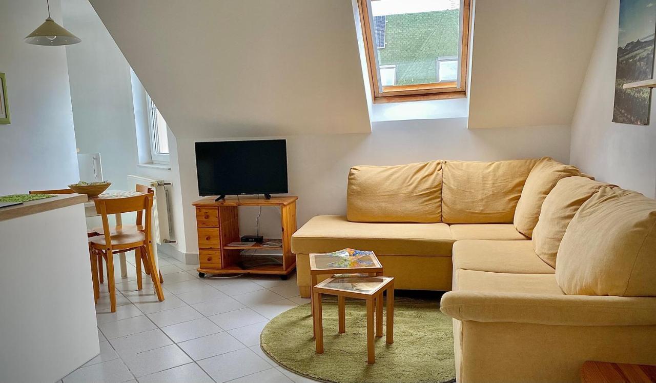 Nefelejcs Apartmanhaz Gyenesdiás Extérieur photo